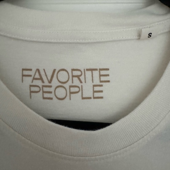 Favorite people shop women’s 100% cotton beige boxy MAMA t-shirt top size small - Picture 5 of 6